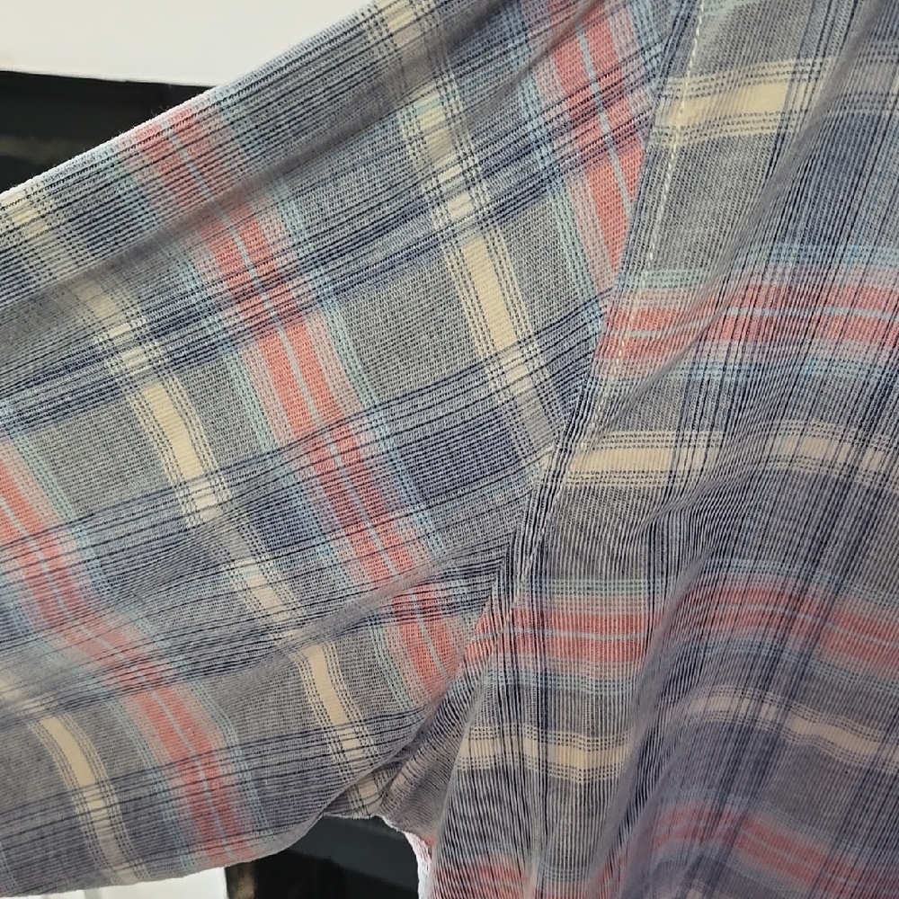 Tommy Bahama Men's Blue and Pink Plaid Shirt - Picture 5 of 11